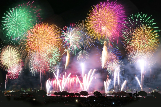 利根川大花火大会さかいふるさと祭りの混雑や交通規制、渋滞、通行止め、駐車場